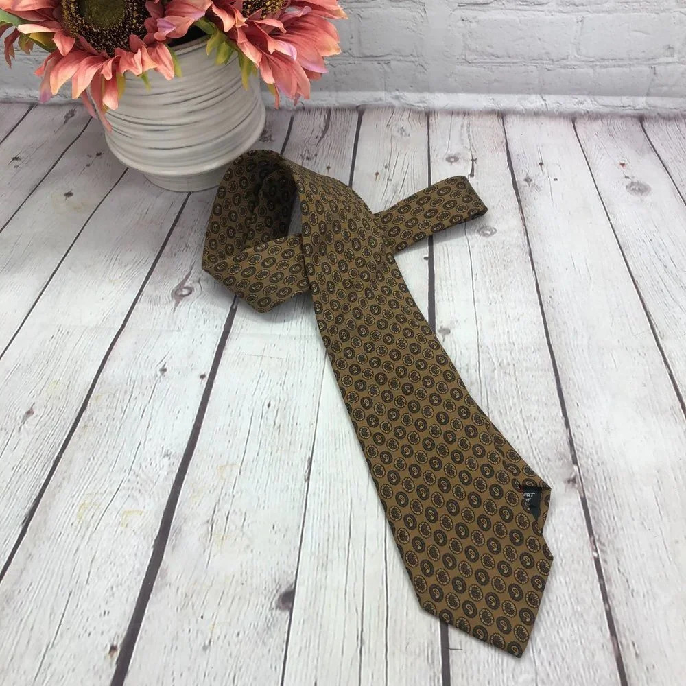 Vintage Robert Talbott paisley silk neck tie preppy business office attire